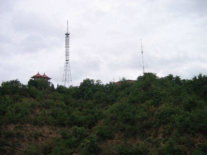 蒼翠挺拔烏蘭山